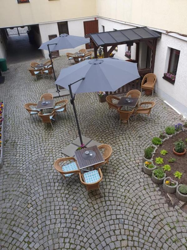 Hotel Goldener Loewe Zeulenroda-Triebes エクステリア 写真
